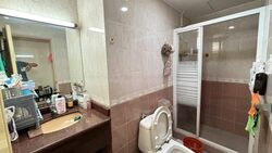 Charlton 18 (D19), Terrace #440241041